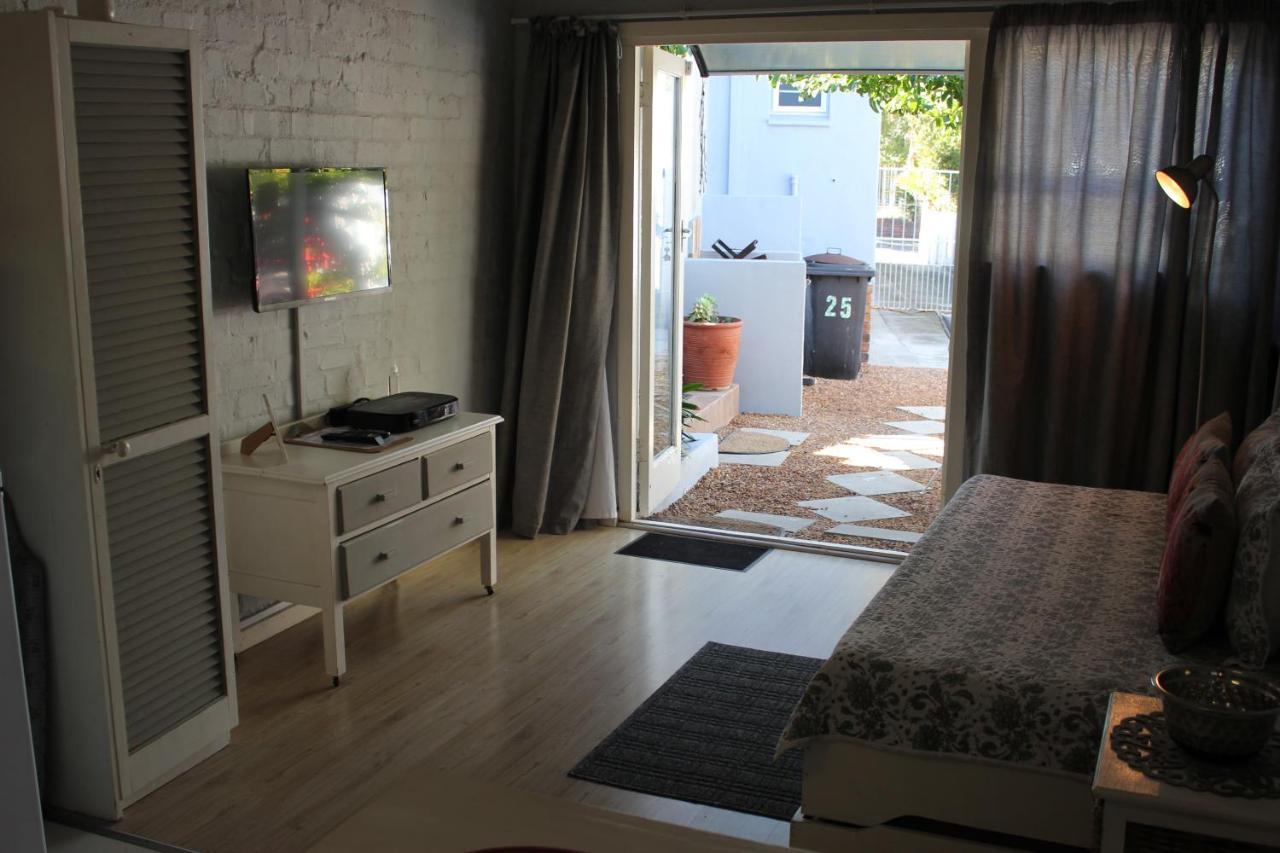 Appartement 25 On Fitzpatrick à Parow Extérieur photo